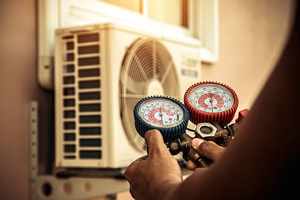 Professional Hvac technician working in Oriskany Falls, NY